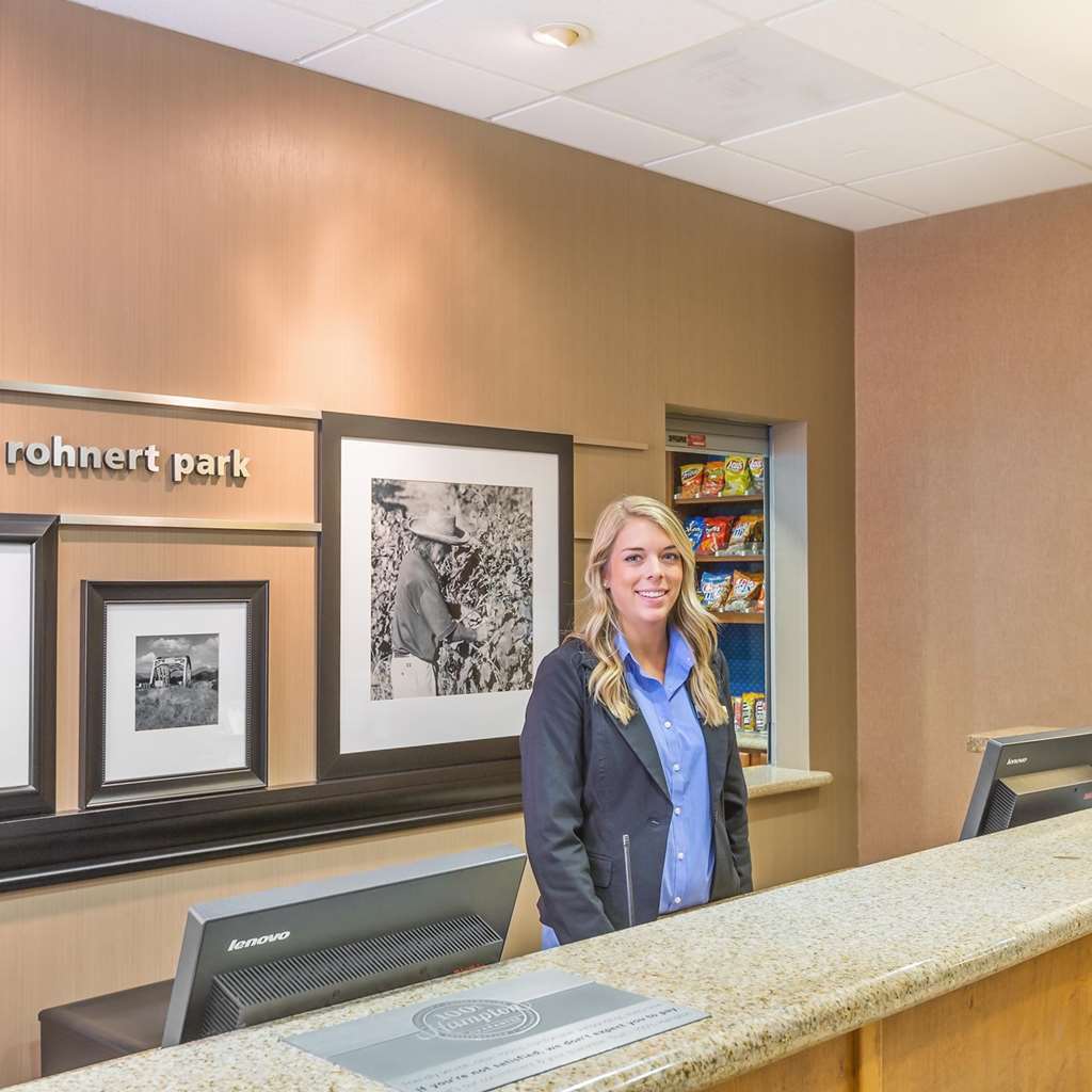 Hotel Hampton & - Sonoma County Rohnert Park