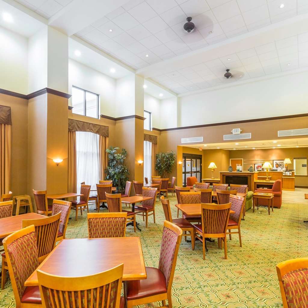 Hampton & - Sonoma County Hotel